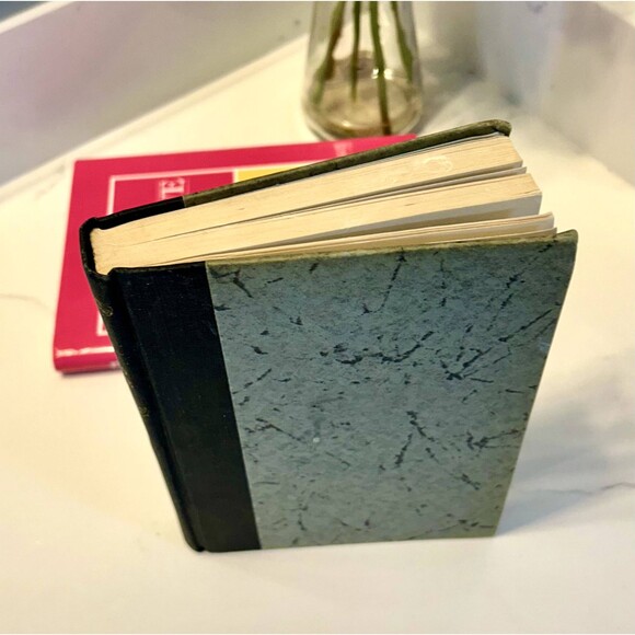 VINTAGE BOOK: Life With Women and How to Survive It by Joseph H. Peck Circa 1960 - Picture 6 of 8